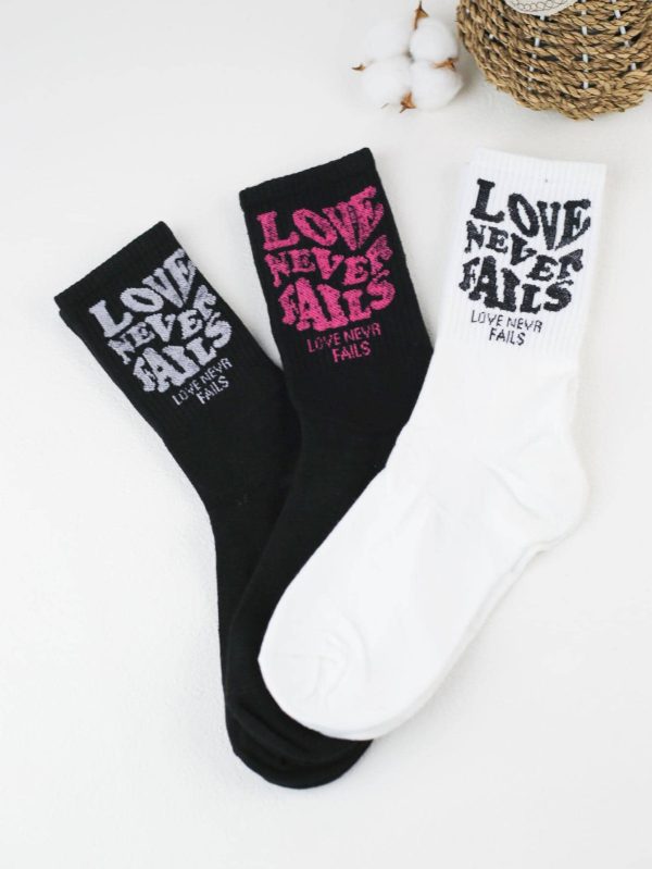 Love Never Fails Crew Socks